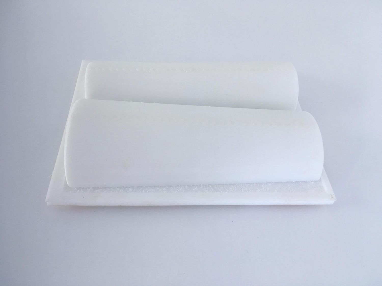Silicone-shelled ultrasound phantom