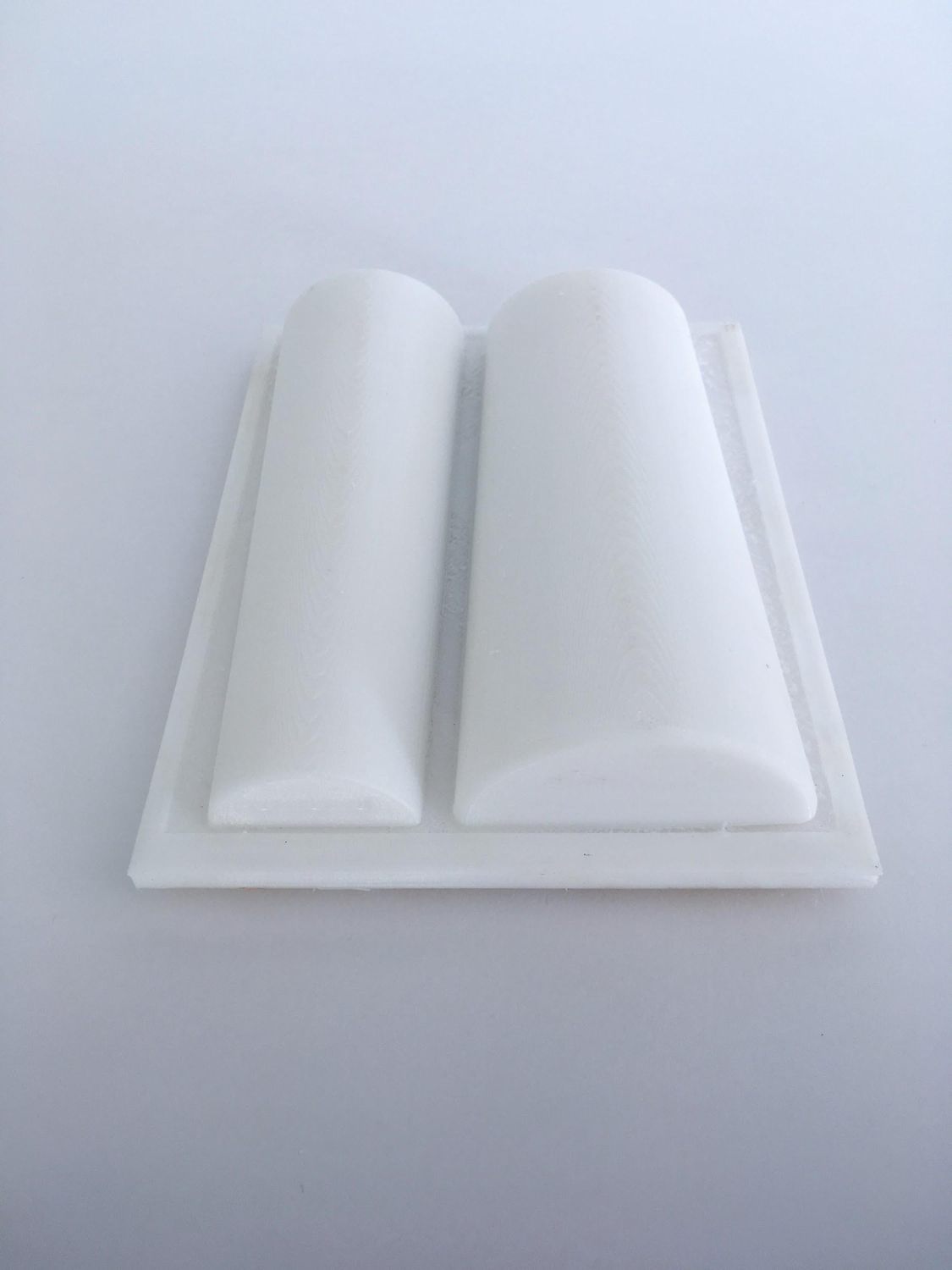 Silicone-shelled ultrasound phantom