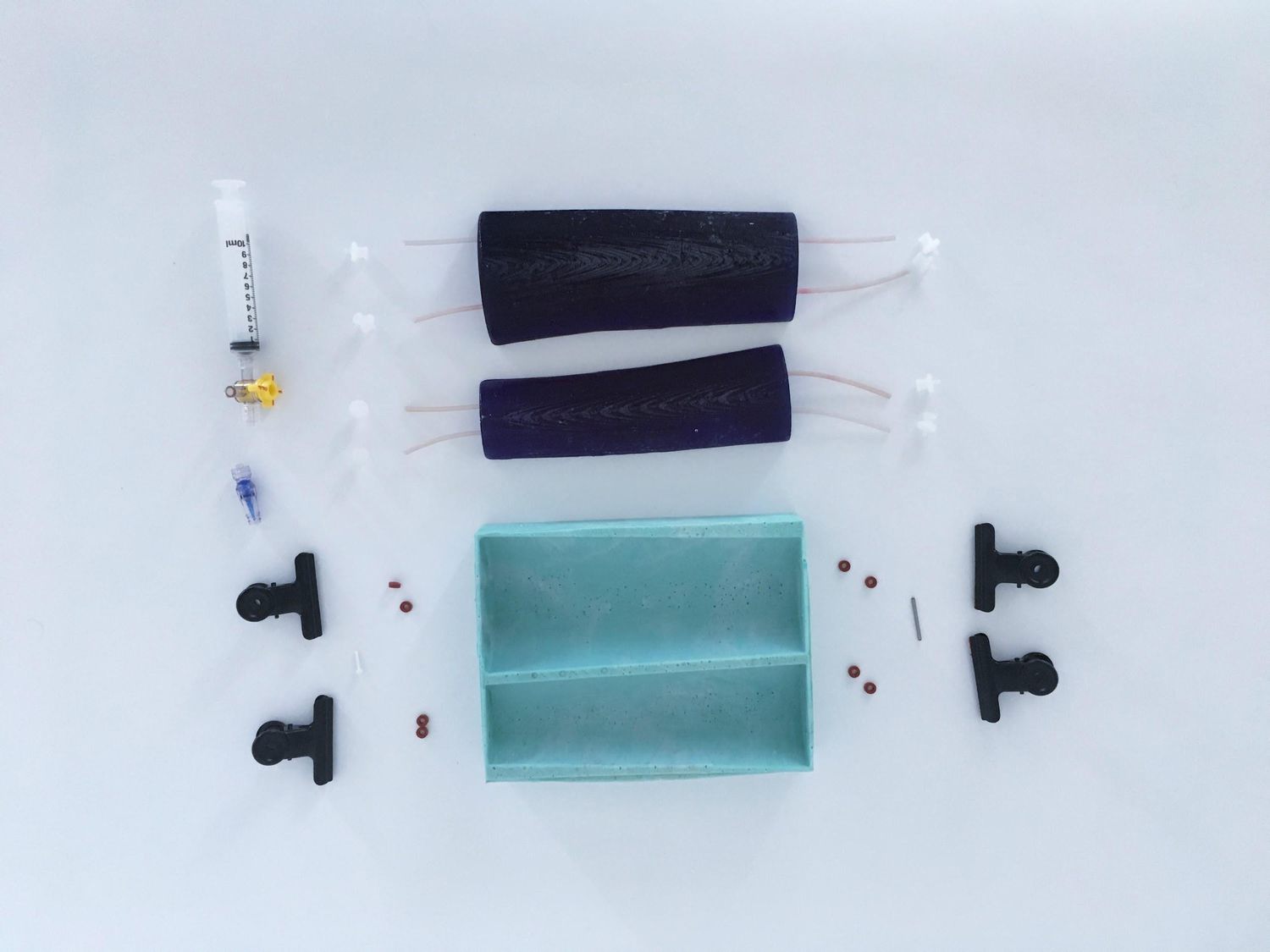Silicone-shelled ultrasound phantom
