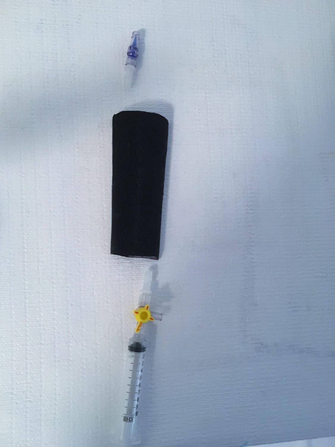 Silicone-shelled ultrasound phantom